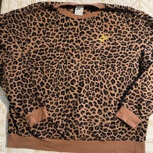 Nike Animal print fleece crewneck sweatshirt L